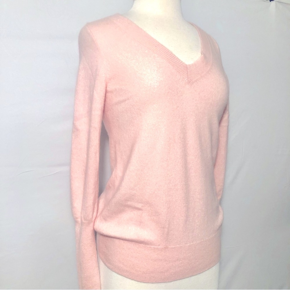 Women’s 100% Cashmere Sweater Size Medium